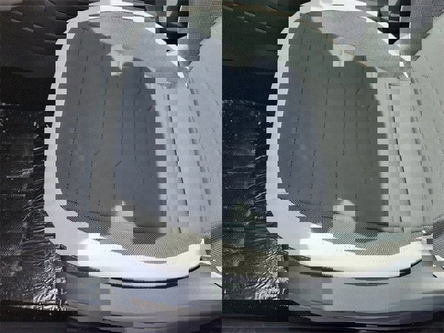 New 2025 Volkswagen Taos SE image 31