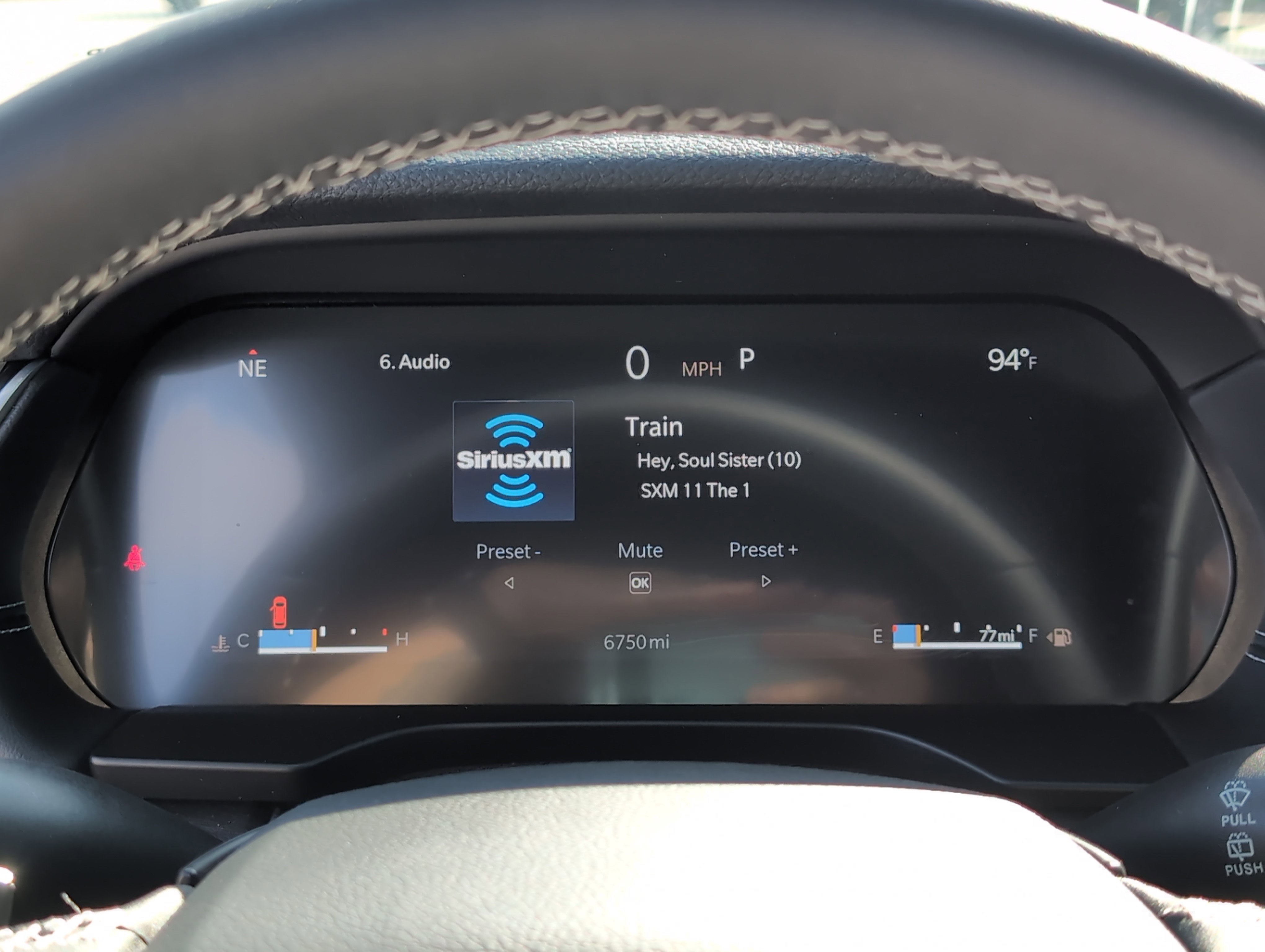 Used 2024 Jeep Grand Cherokee Limited w/ Black Appearance Package image 19