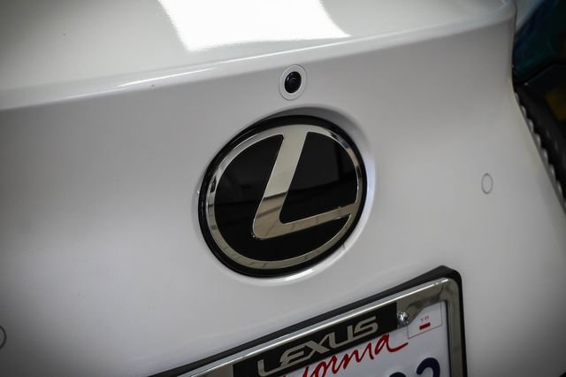 Certified 2024 Lexus RZ 300e Premium w/ Accessory Package (2T) FWD image 28