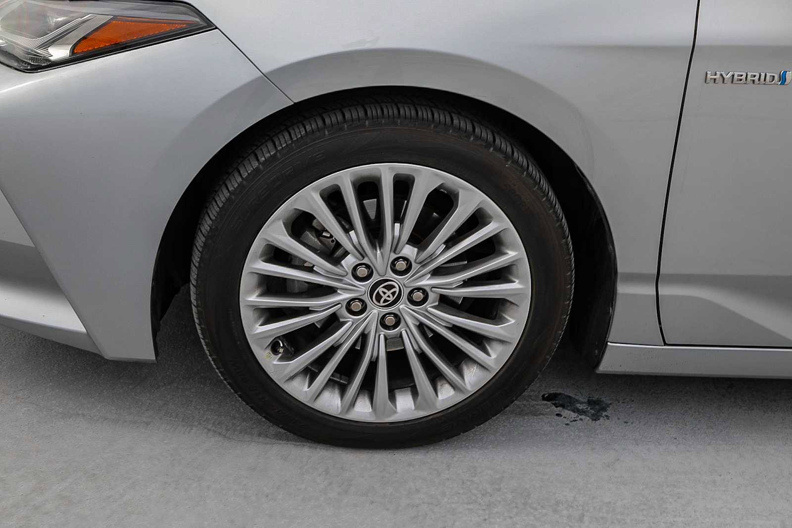 Certified 2020 Toyota Avalon Limited image 10