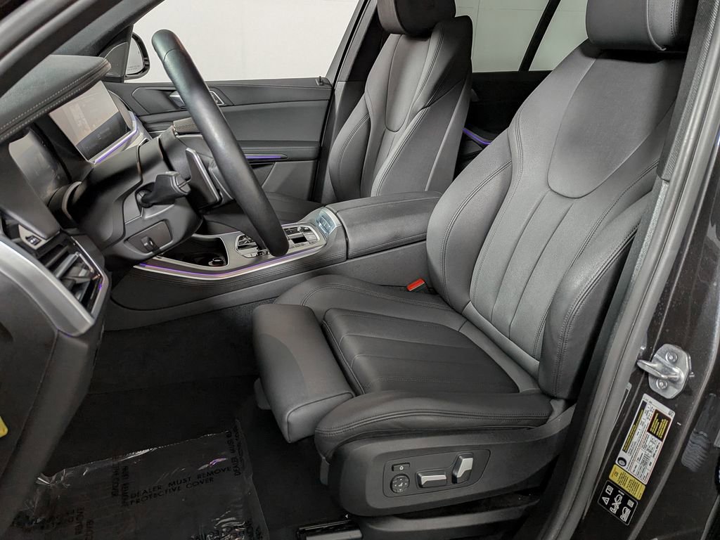 Used 2021 BMW X5 xDrive40i w/ Premium Package image 19