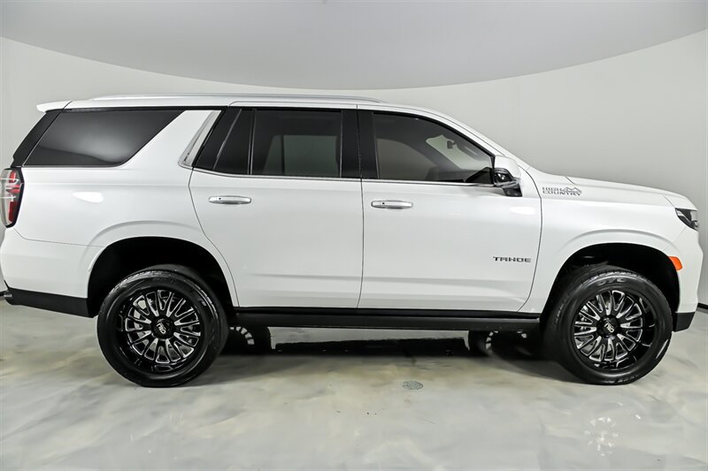 Used 2023 Chevrolet Tahoe High Country AWD/4WD image 10