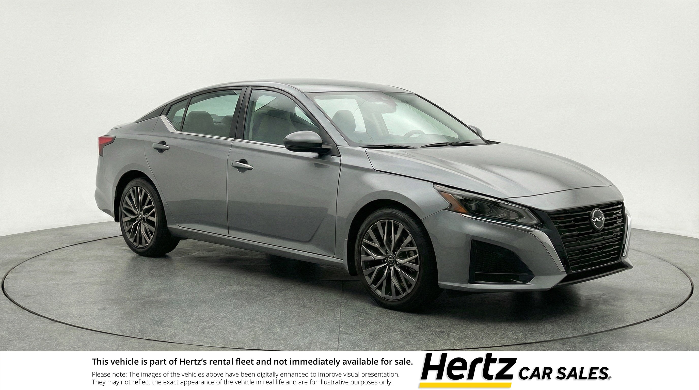 Used 2025 Nissan Altima 2.5 SV image 1