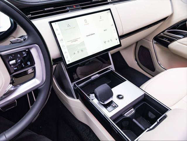 New 2026 Land Rover Range Rover Long Wheelbase Autobiography AWD/4WD image 22