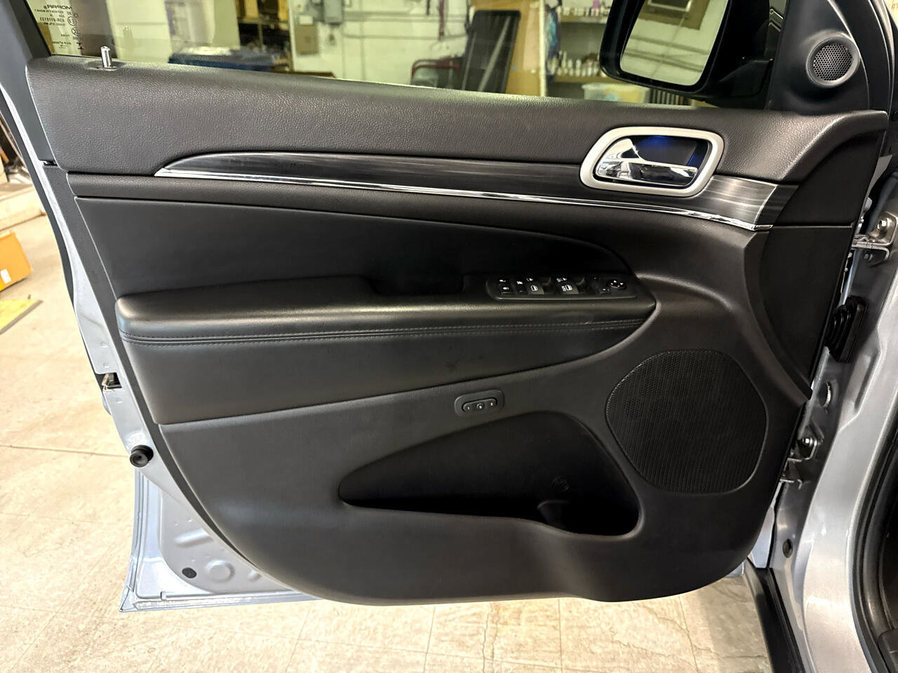 Used 2019 Jeep Grand Cherokee Limited image 26