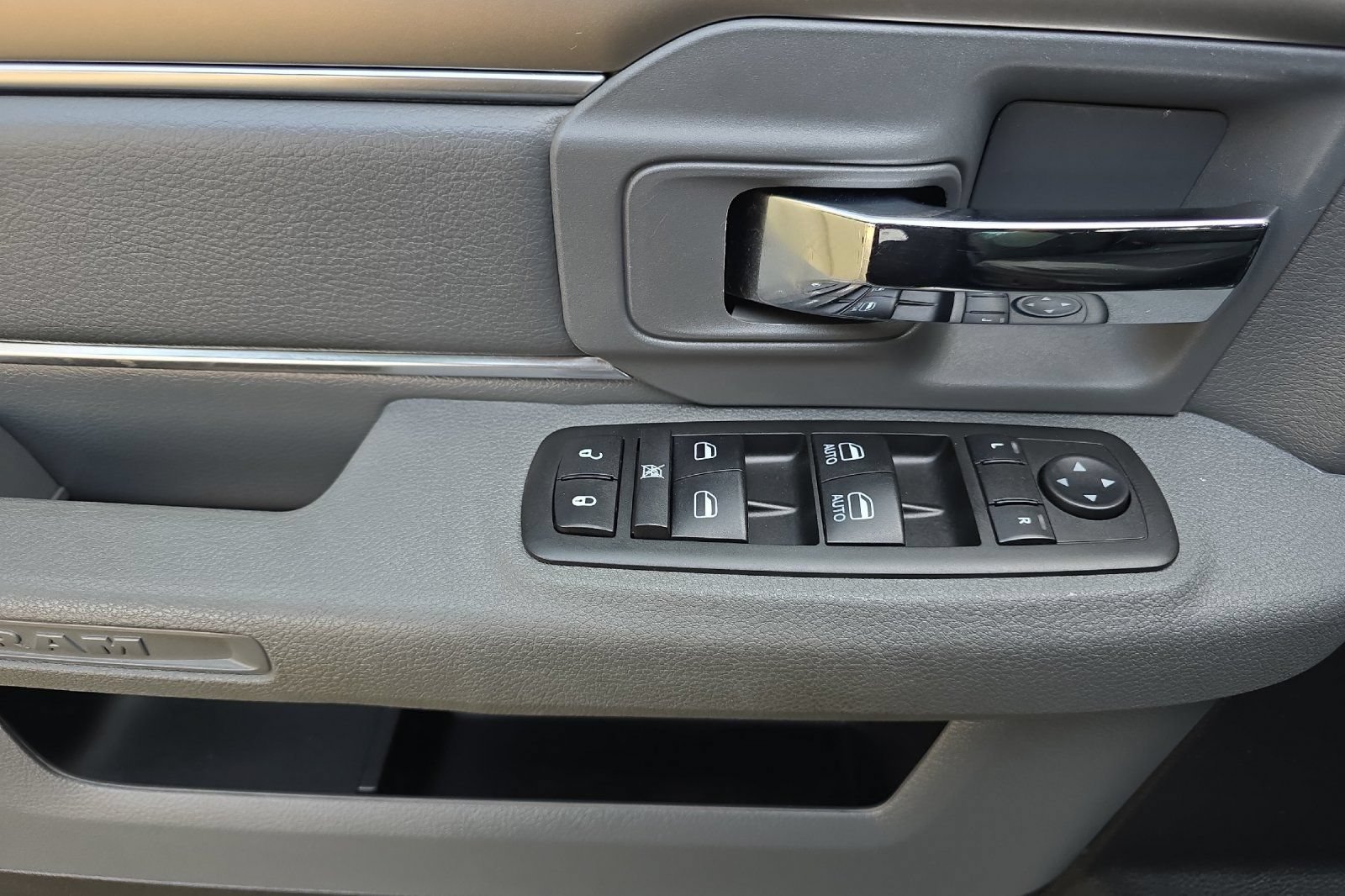 Used 2014 RAM 2500 Big Horn AWD/4WD image 8