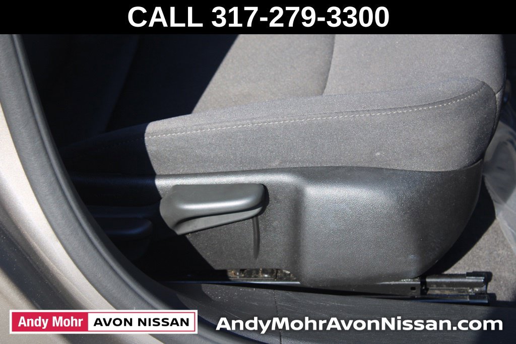 Used 2025 Chevrolet Malibu LT FWD image 19