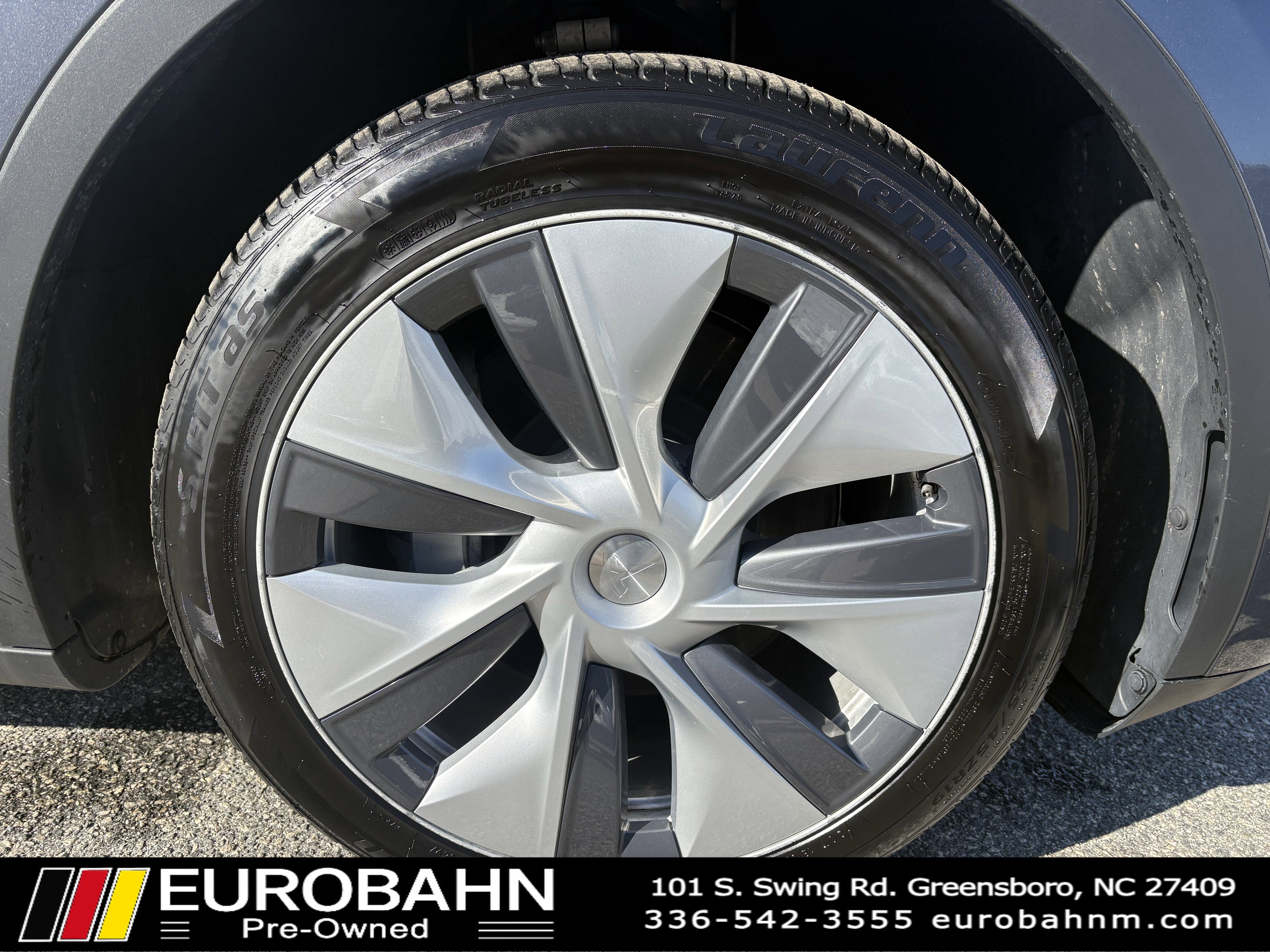 Used 2023 Tesla Model Y Long Range image 35