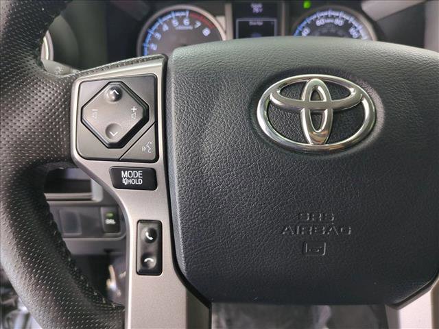 Used 2016 Toyota Tacoma SR5 w/ Towing Package RWD image 29