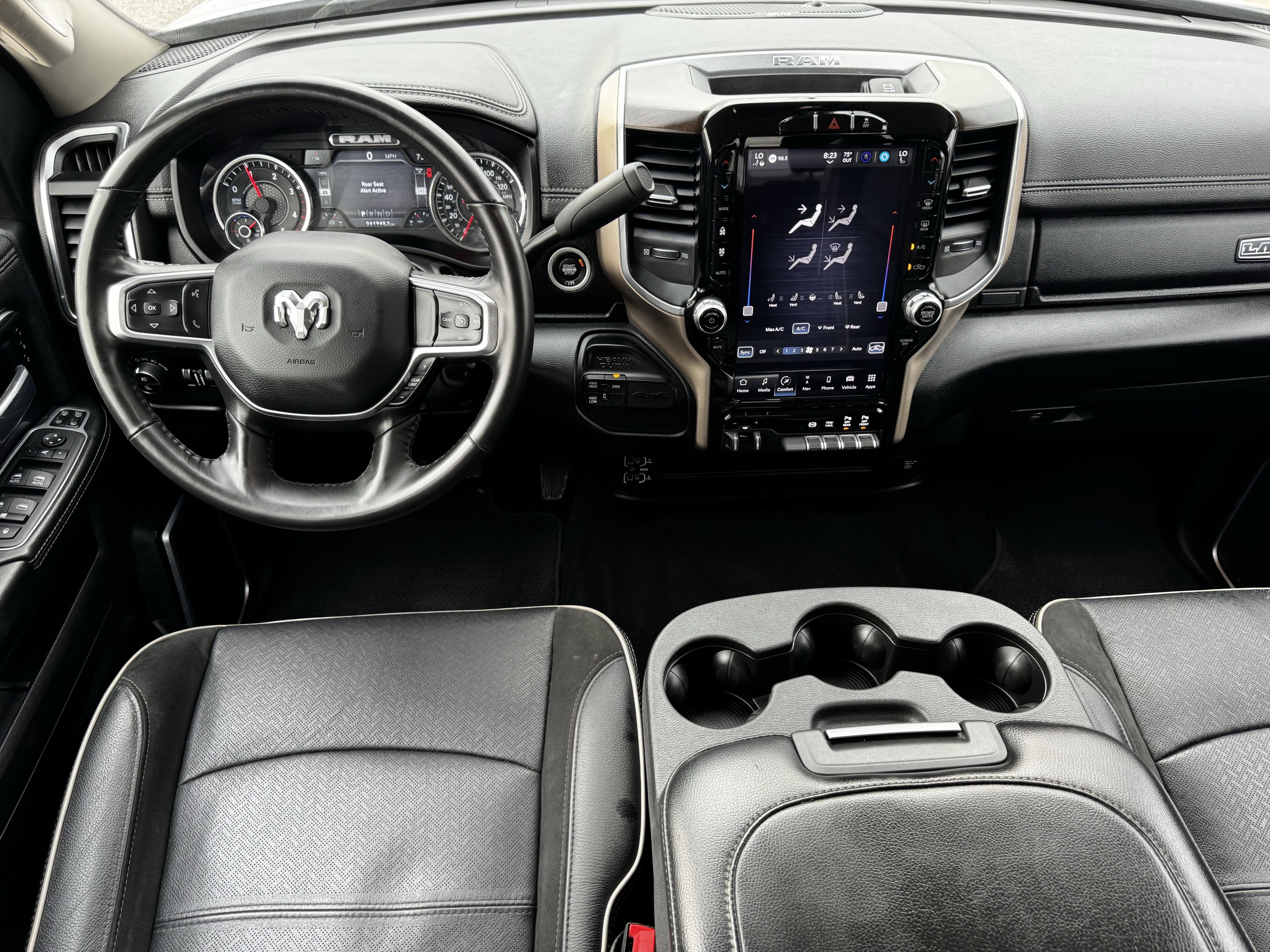 Used 2024 RAM 2500 Laramie image 13