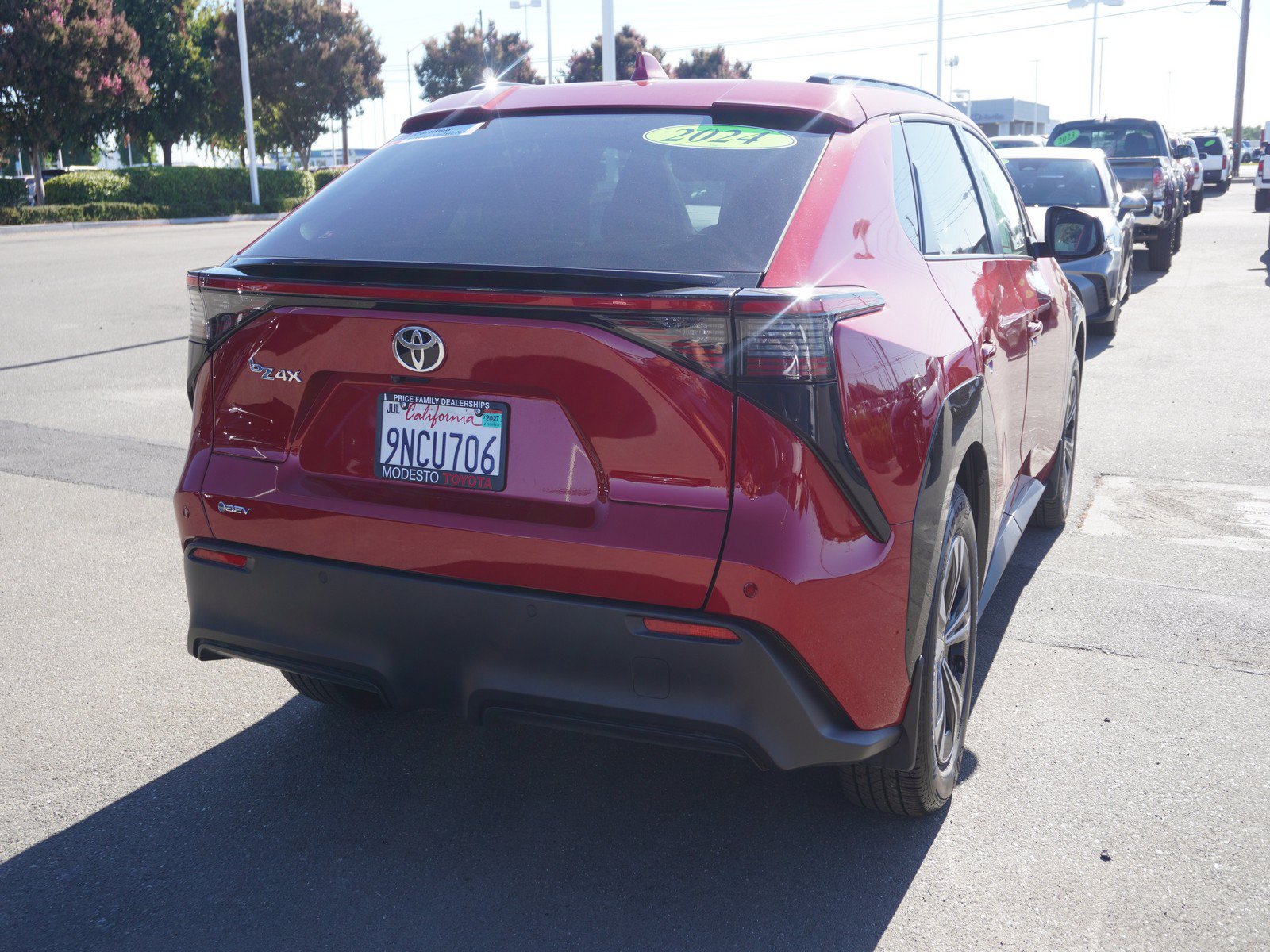Used 2024 Toyota bZ4X FWD w/ Weather Package image 10