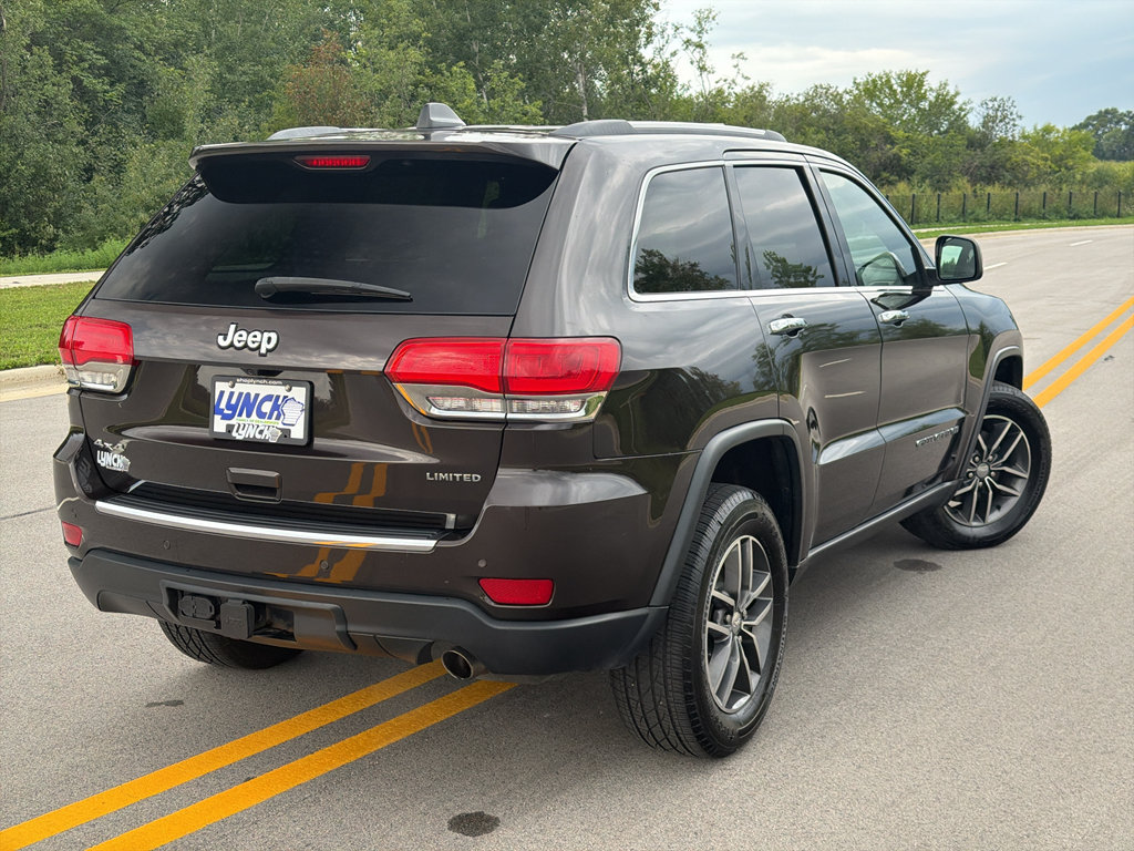 Used 2017 Jeep Grand Cherokee Limited w/ Luxury Group II AWD/4WD image 35