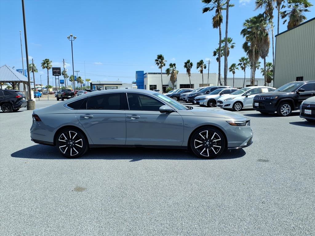 Used 2024 Honda Accord Touring image 9
