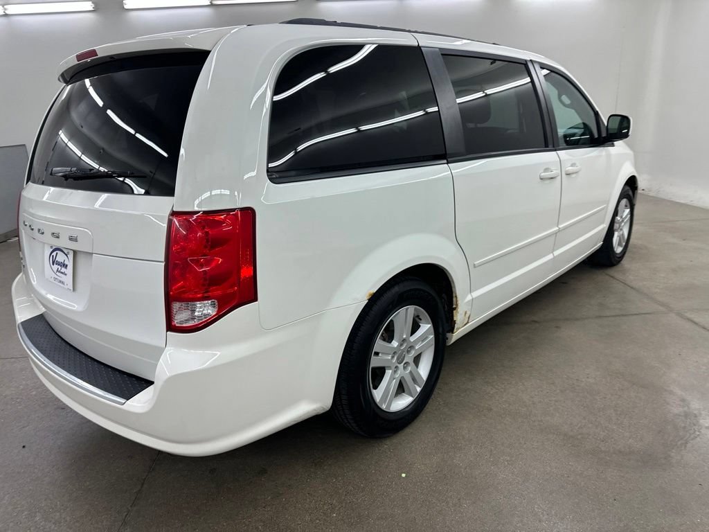 Used 2012 Dodge Grand Caravan SXT w/ Entertainment Group 1 FWD image 13