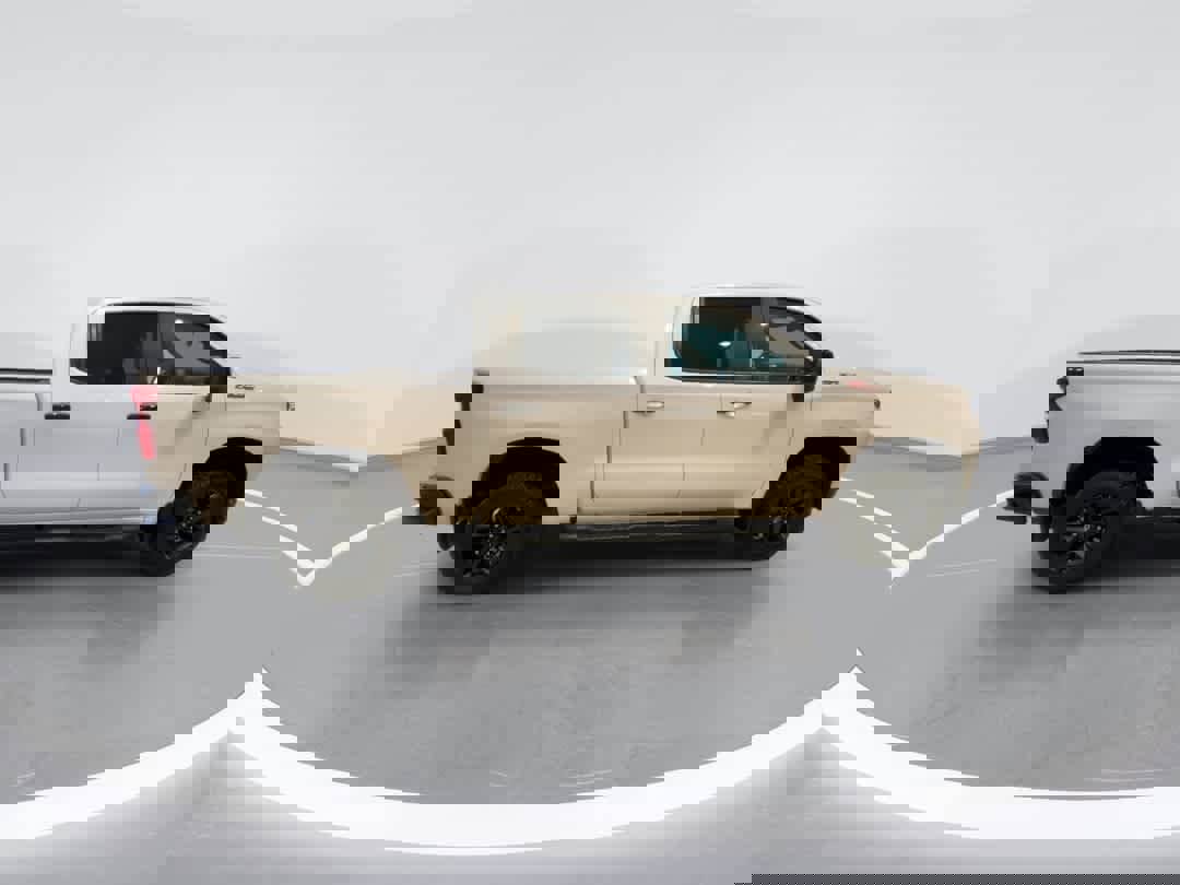 Used 2022 Chevrolet Silverado 1500 LT Trail Boss w/ Convenience Package II image 9