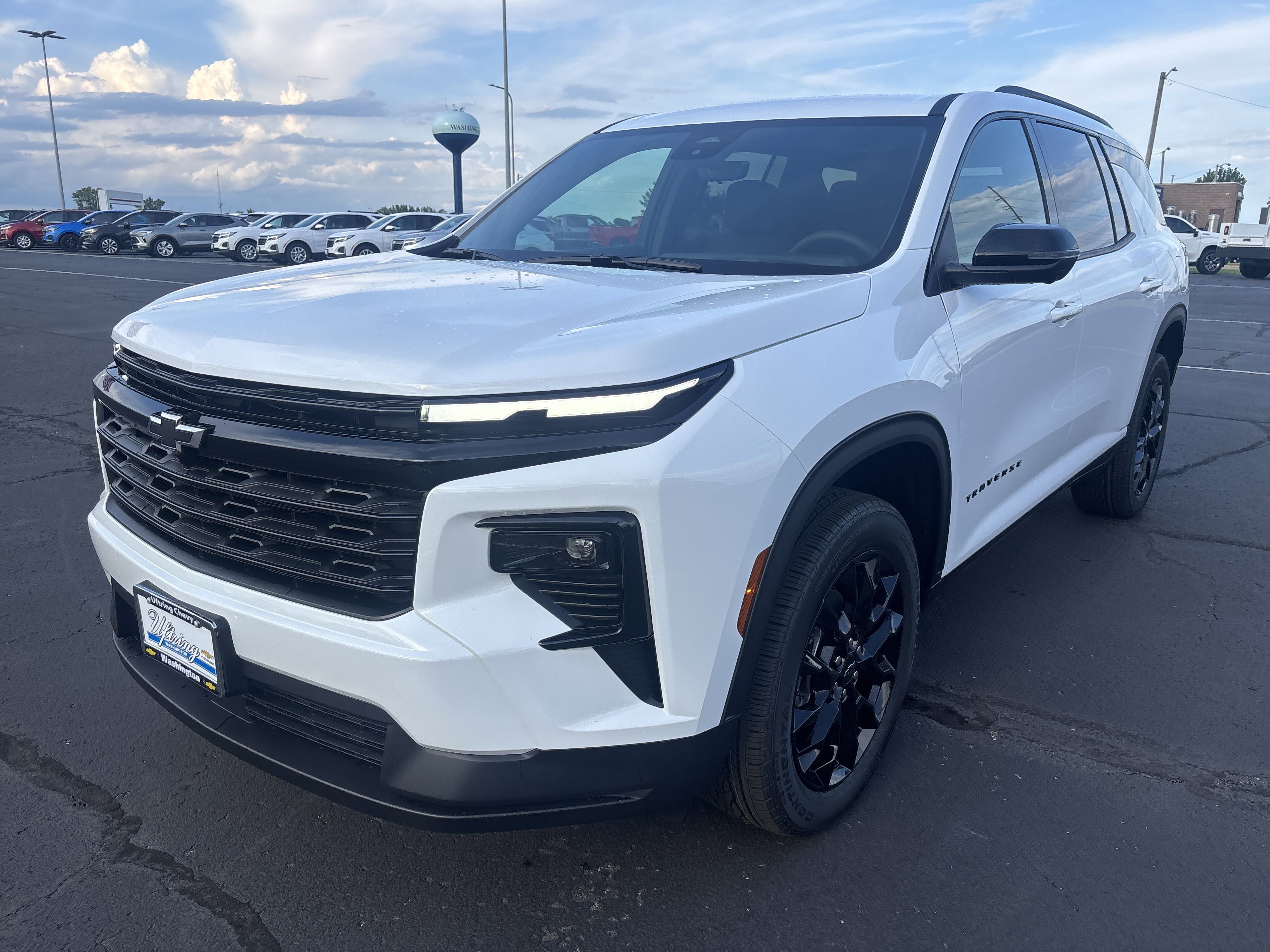 New 2026 Chevrolet Traverse LT w/ Midnight/Sport Edition image 9
