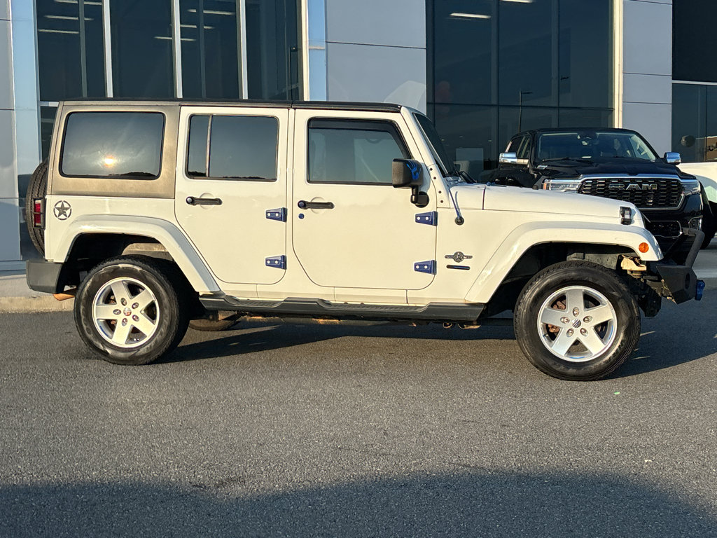 Used 2014 Jeep Wrangler Unlimited Sport AWD/4WD image 3