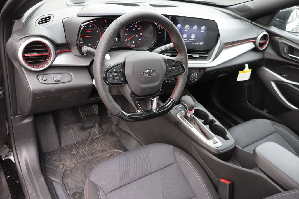 New 2026 Chevrolet Trax RS w/ Sunroof Package image 6