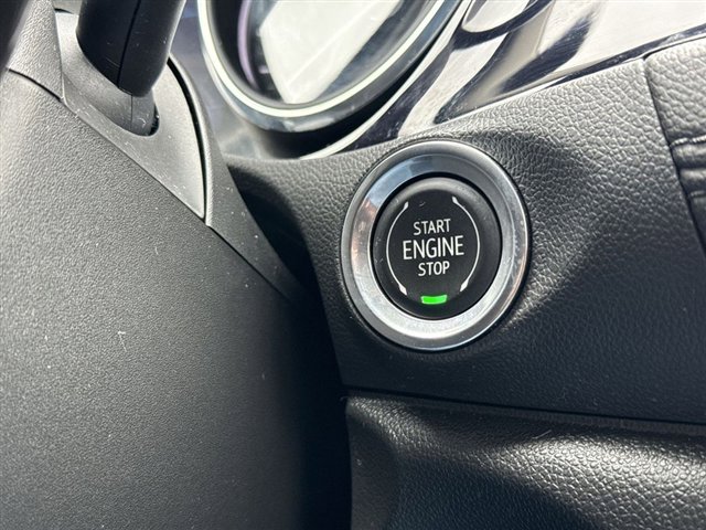 Certified 2021 Buick Encore GX Essence w/ Advanced Technology Package FWD image 21