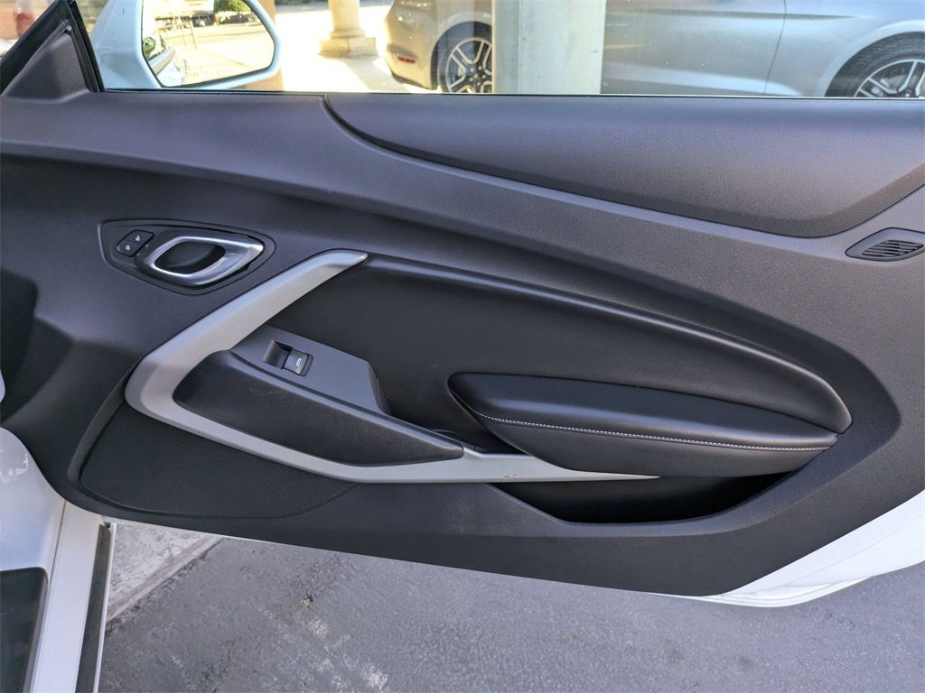 Used 2023 Chevrolet Camaro LT image 31