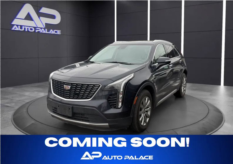 Used 2023 Cadillac XT4 Premium Luxury image 1