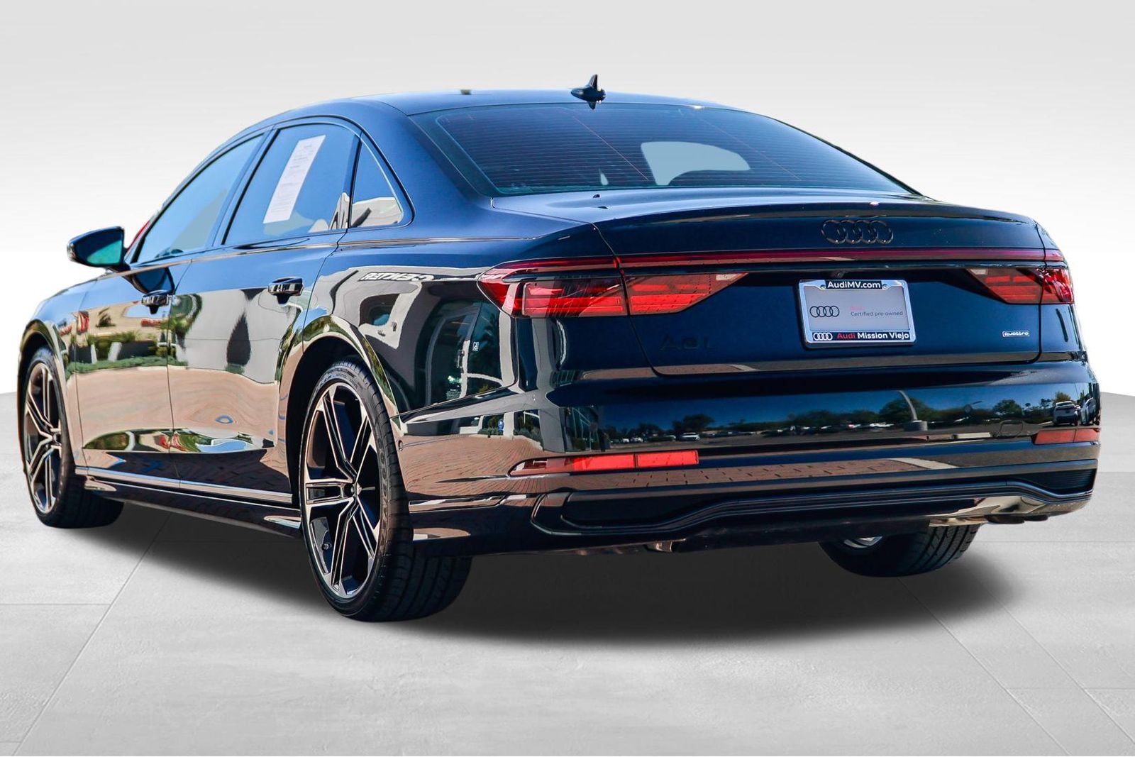 Used 2025 Audi A8 L 3.0T image 4