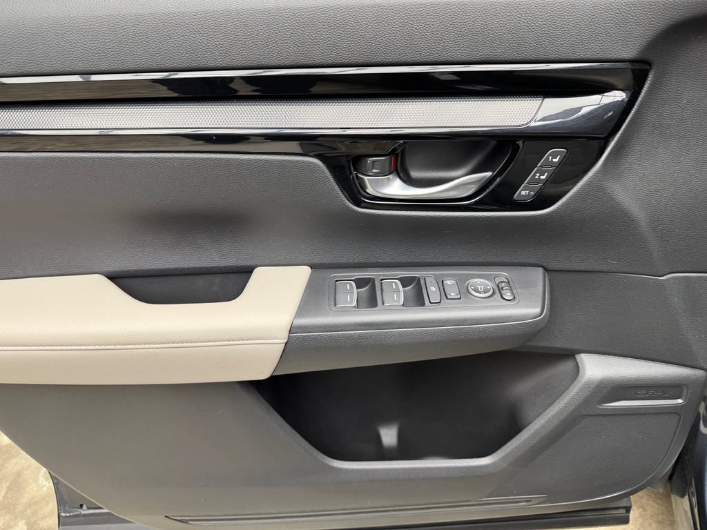 Used 2024 Honda CR-V EX-L image 11