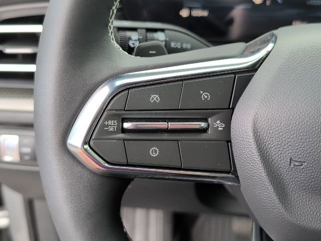 New 2026 Chevrolet Traverse LT w/ Midnight/Sport Edition image 19
