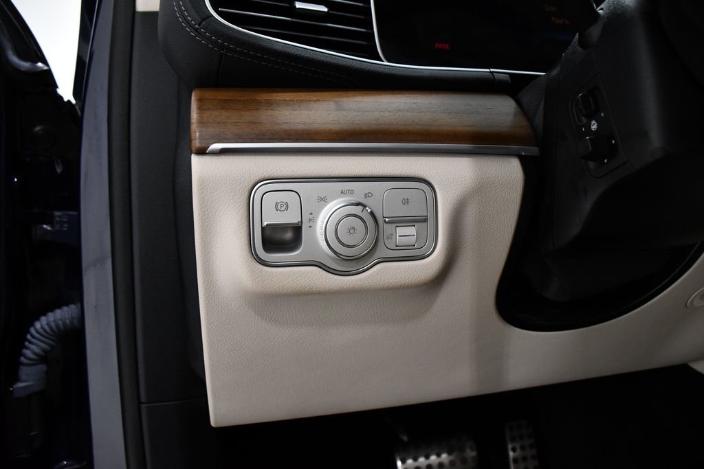 Certified 2021 Mercedes-Benz GLS 580 4MATIC image 11