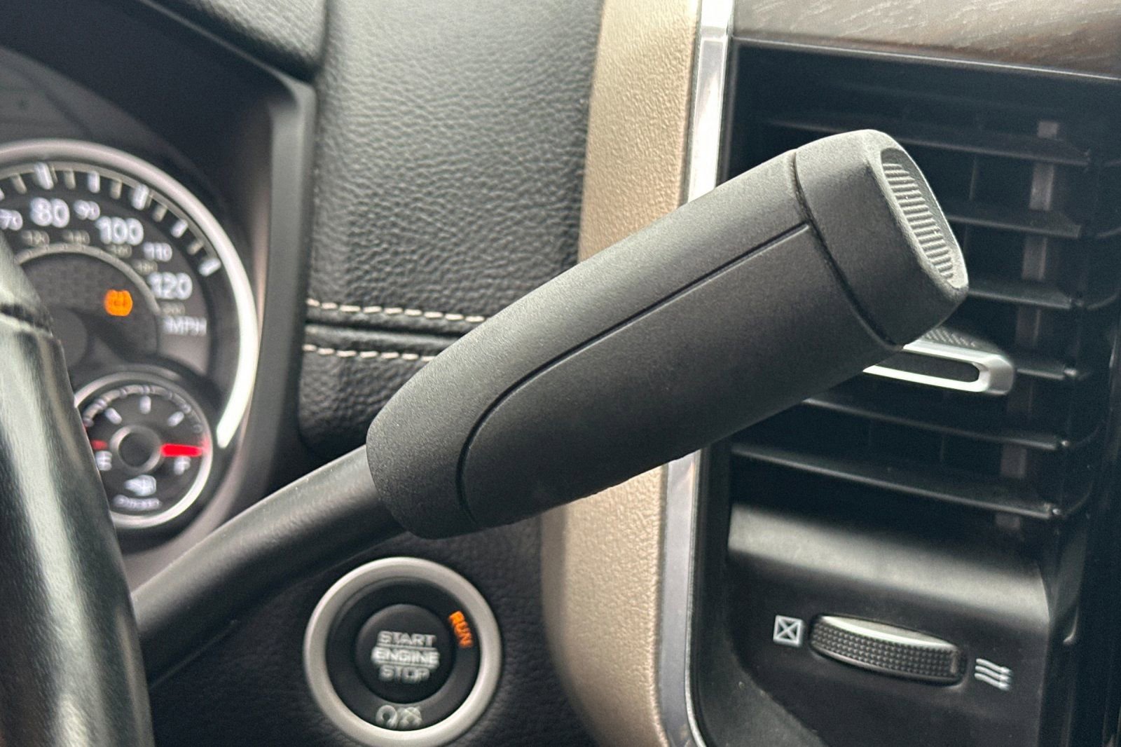 Used 2024 RAM 2500 Laramie image 25