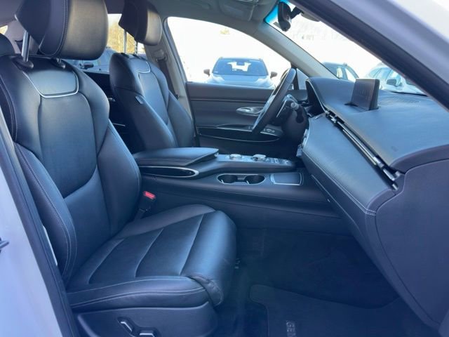 Used 2025 Genesis GV70 2.5T AWD/4WD image 24