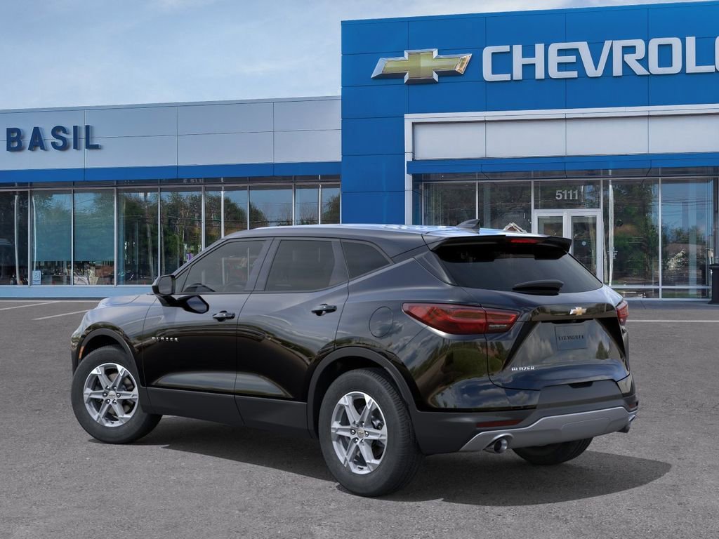 New 2026 Chevrolet Blazer LT w/ LPO, Floor Liner Package FWD image 3