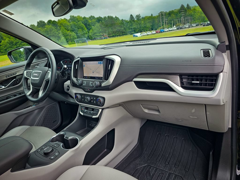 Used 2023 GMC Terrain SLT w/ Infotainment Package II AWD/4WD image 46