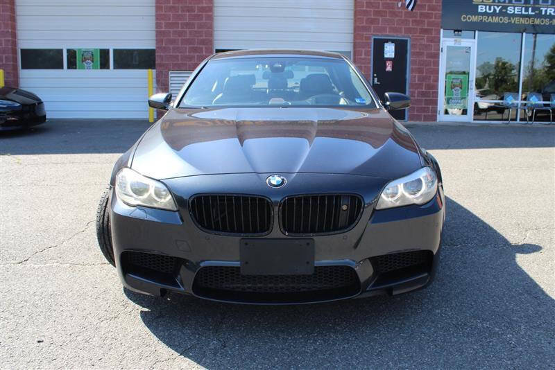 Used 2013 BMW M5 RWD image 8