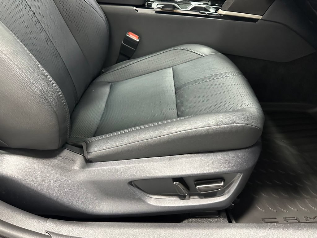 Used 2026 Toyota Camry XSE FWD image 61