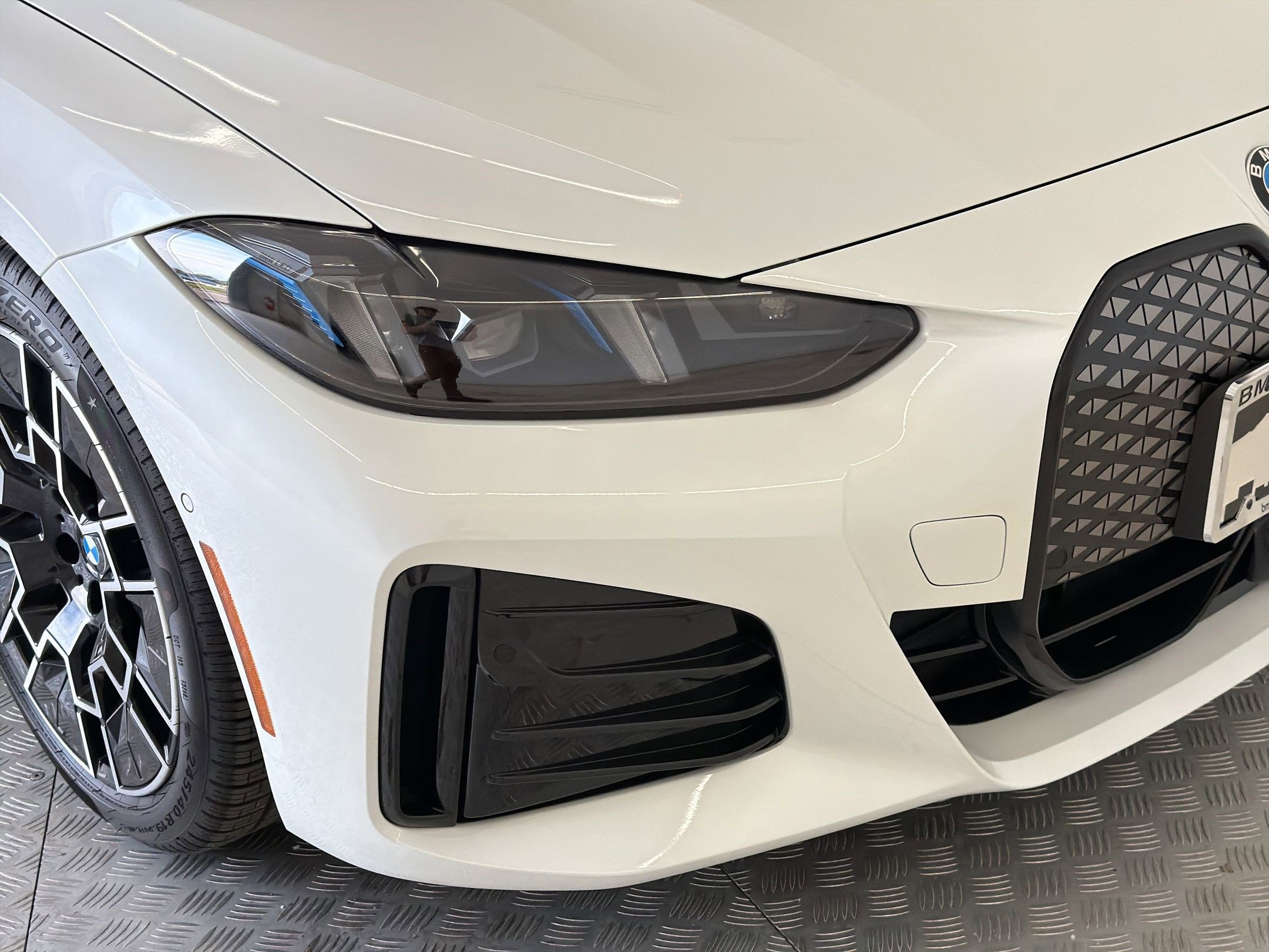 New 2026 BMW i4 xDrive40i w/ M Sport Package AWD/4WD image 11