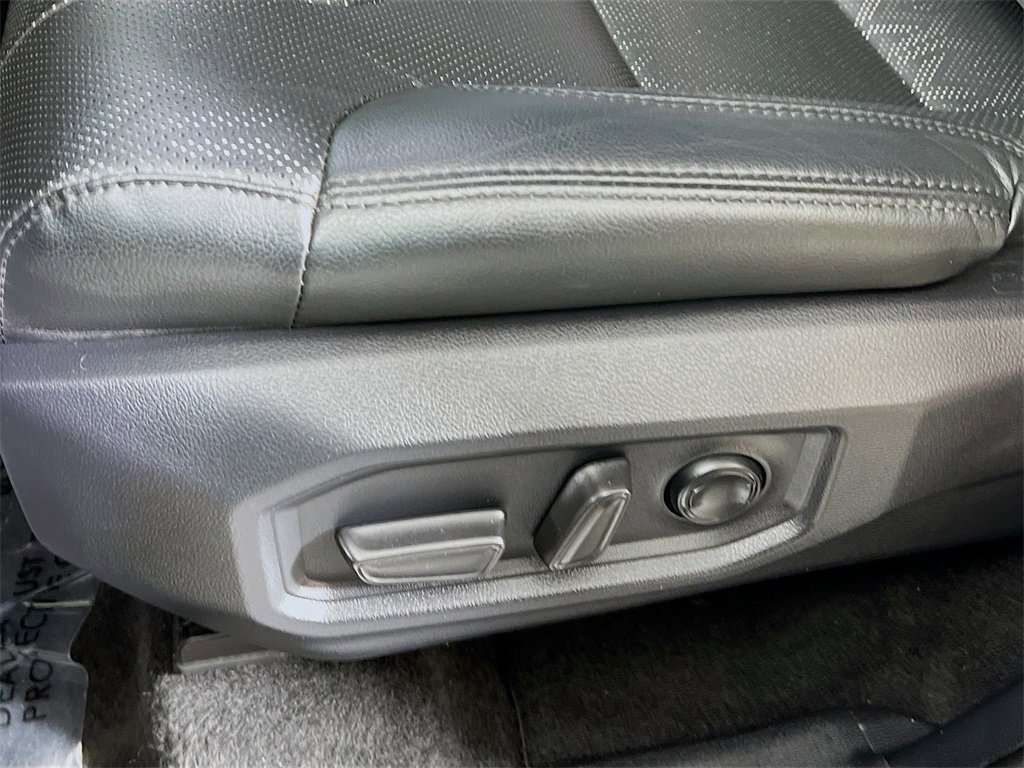 Used 2024 Toyota Tundra Limited w/ TRD Off-Road Package image 17