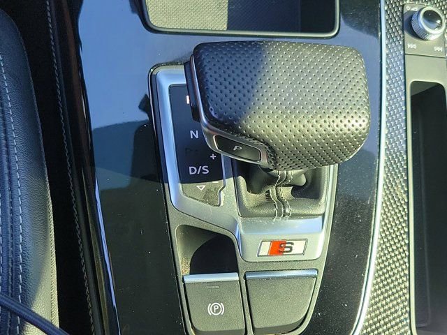 Used 2022 Audi SQ5 Premium Plus w/ Premium Plus Package image 31