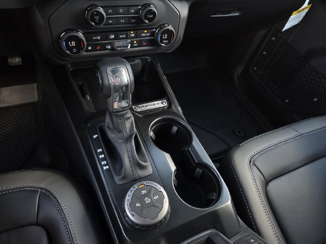 New 2026 Ford Bronco Outer Banks AWD/4WD image 10