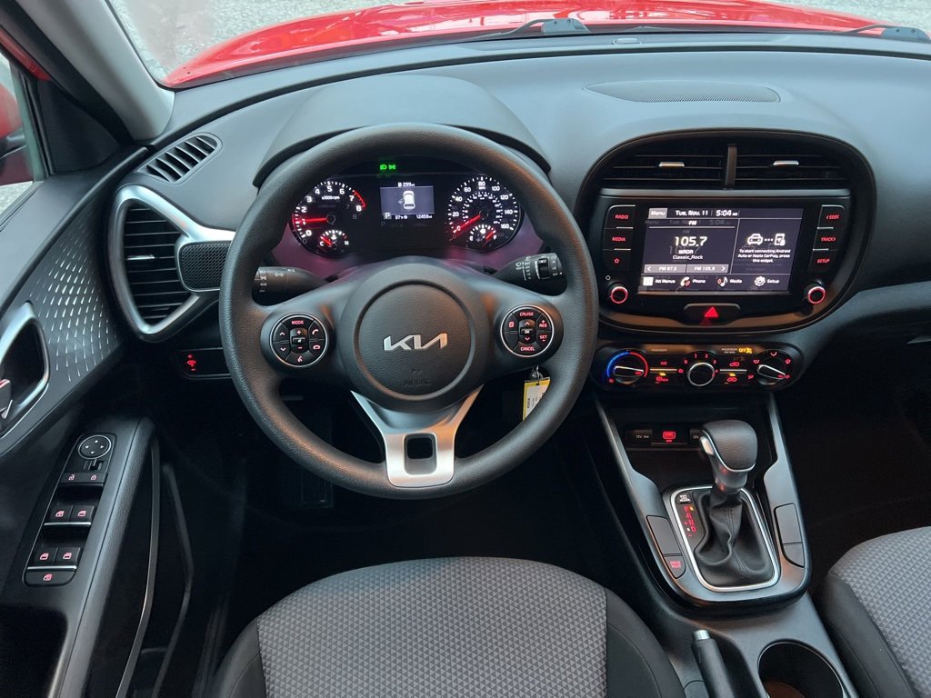 Used 2022 Kia Soul LX image 20