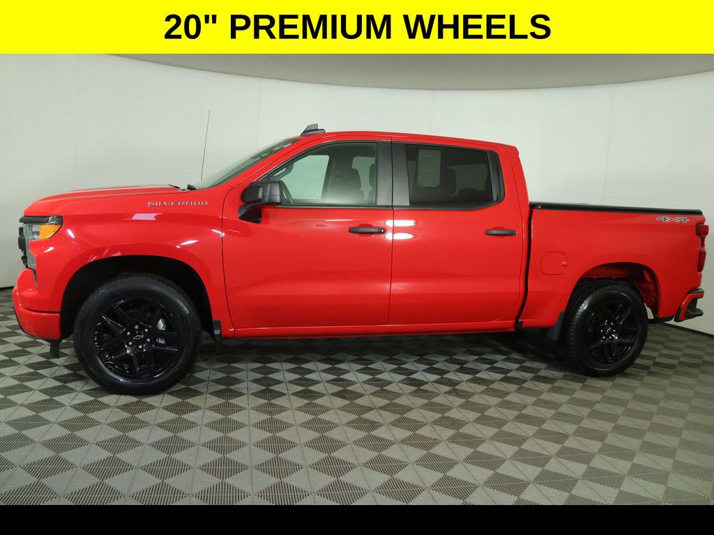 Used 2022 Chevrolet Silverado 1500 Custom image 4