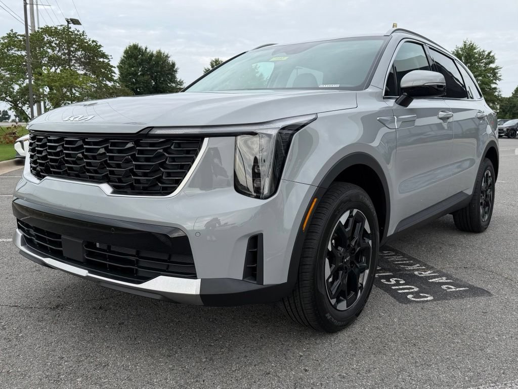 New 2026 Kia Sorento S FWD image 3