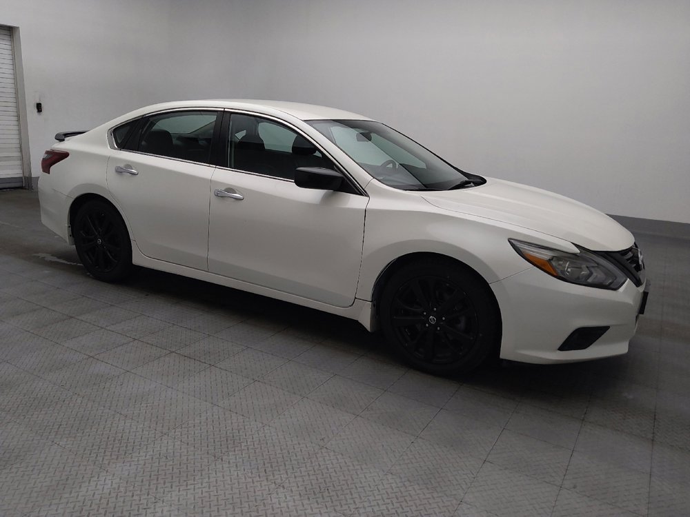 Used 2018 Nissan Altima 2.5 SR w/ SR Midnight Edition FWD image 11