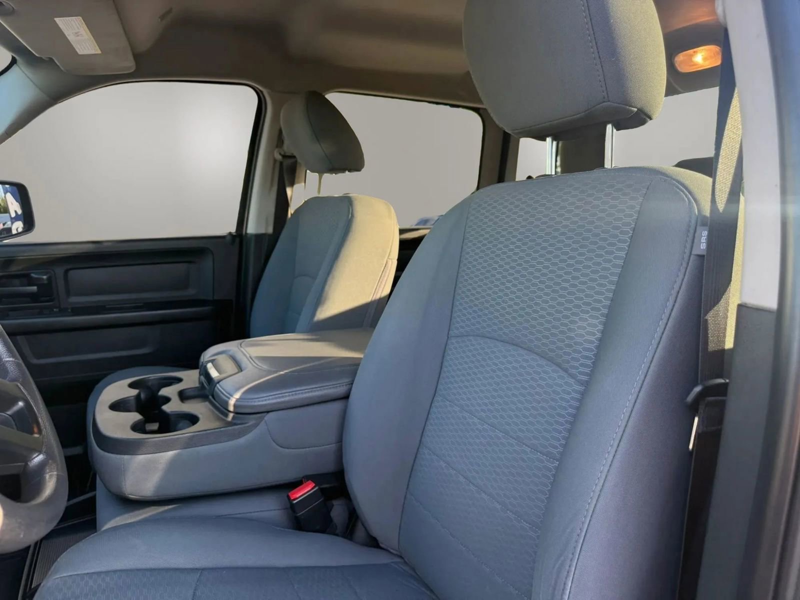 Used 2018 RAM 1500 Express w/ Express Value Package AWD/4WD image 15
