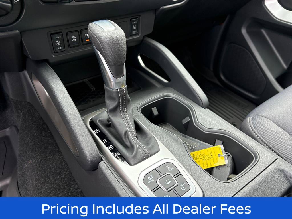 New 2026 Nissan Frontier SV w/ All-Weather Content Package AWD/4WD image 24