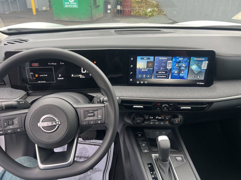 New 2026 Nissan Kicks SV image 28