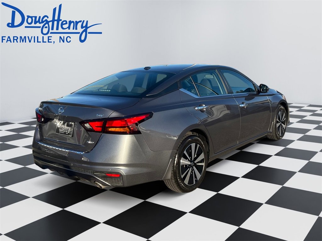 Used 2022 Nissan Altima 2.5 SV w/ SV Premium Package image 5