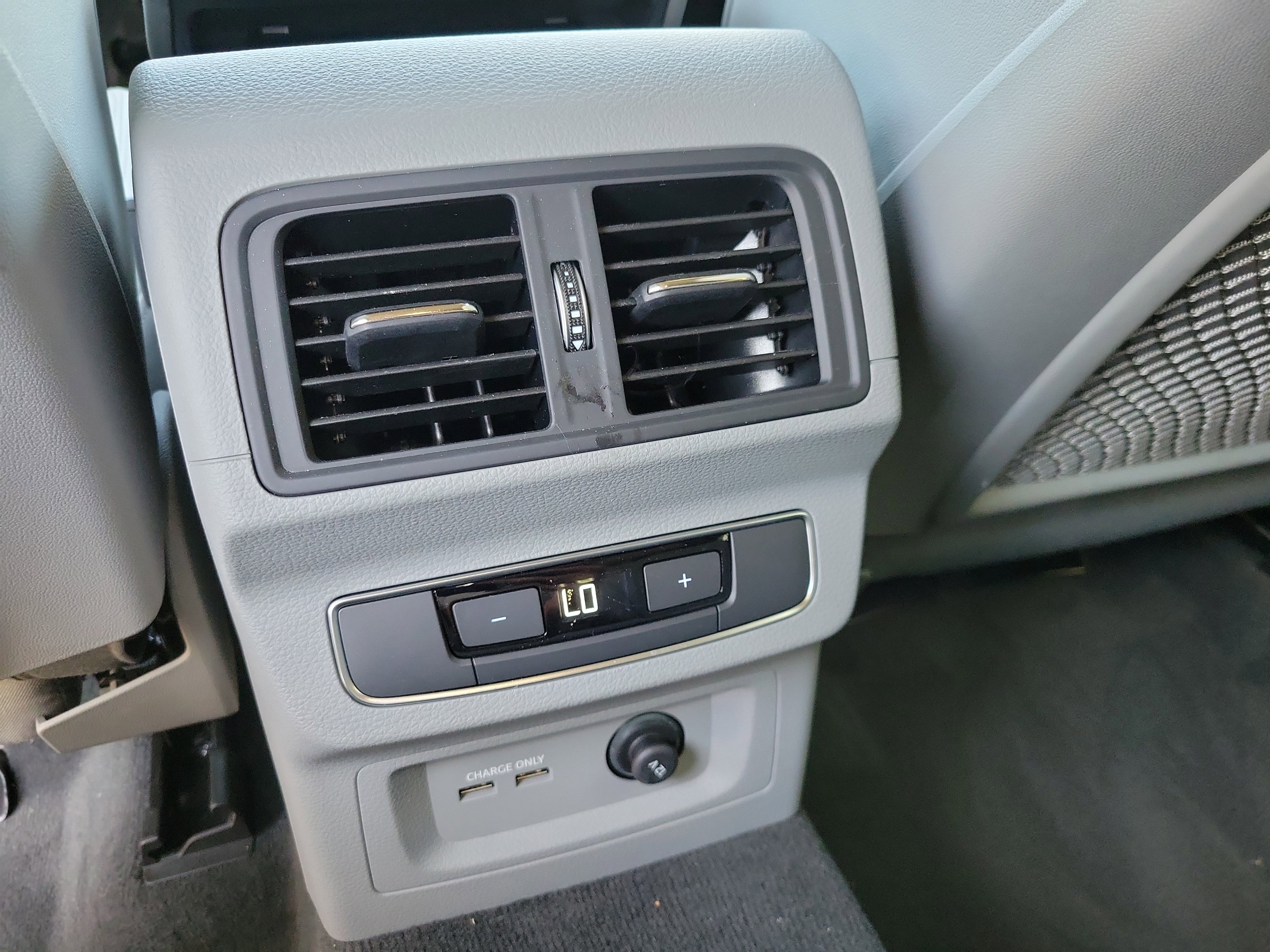 Certified 2025 Audi Q5 2.0T Premium Plus image 15