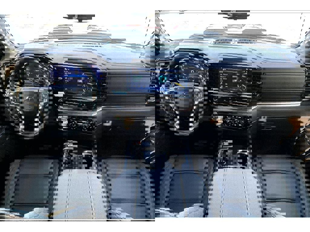 Used 2025 Chevrolet Silverado 1500 LT Trail Boss image 16