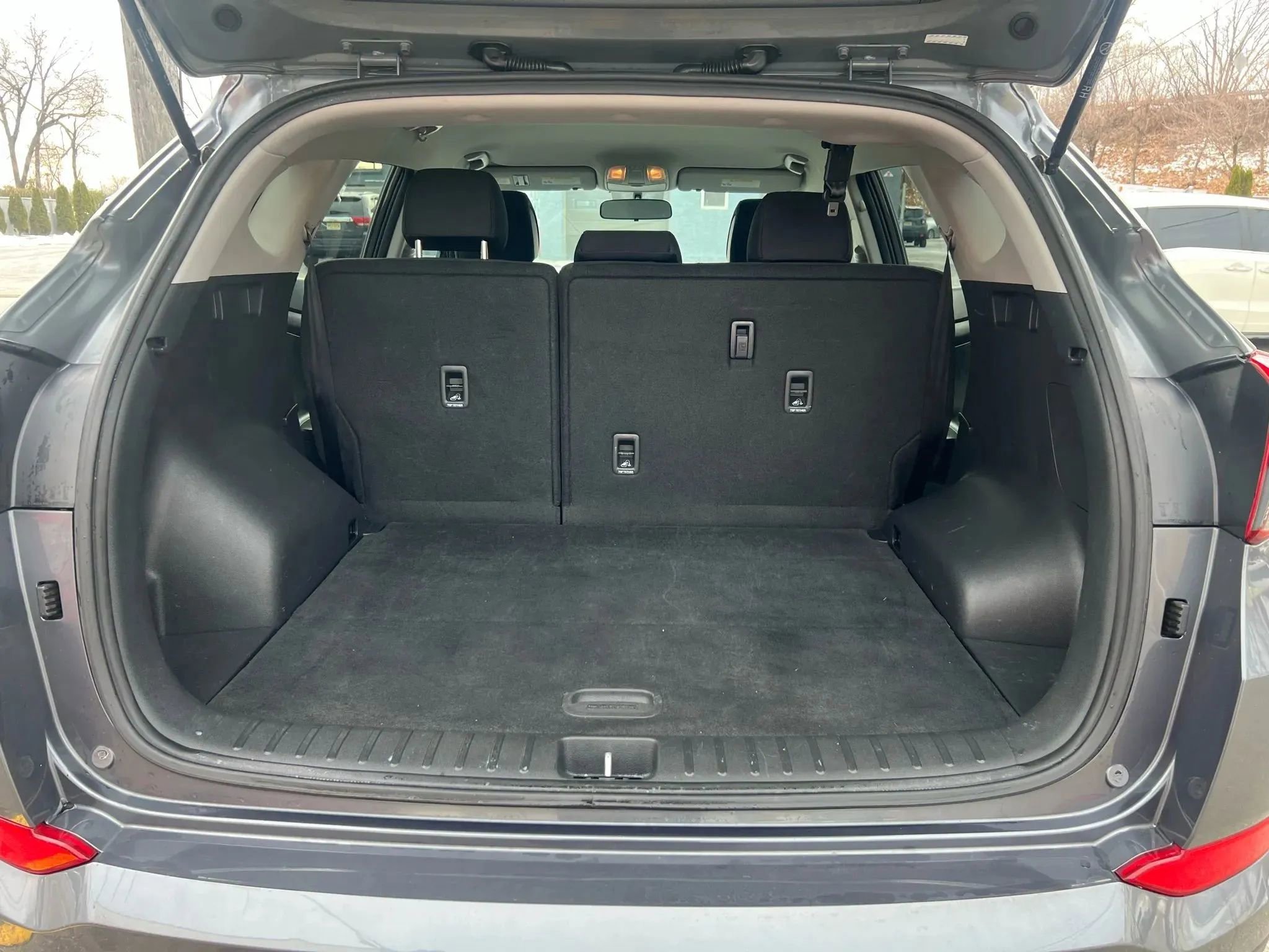 Used 2017 Hyundai Tucson SE image 10